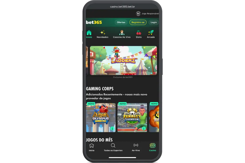 Interface mobile do cassino Bet365 exibindo jogos em destaque como Ladderz e Gaming Corps, uma plataforma muito procurada por usuários que tentam encontrar 5 reais grátis para apostar slots.